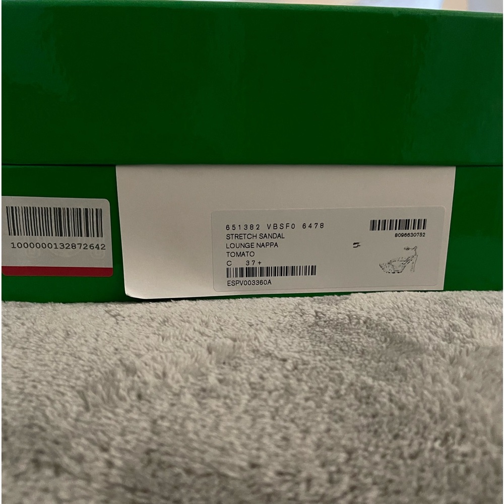 Bottega Veneta Square Stretch Strap Sandal - Picture 10 of 10